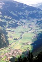 Dateiname=Schwendau_639.jpg
Dateigröße=118KB
Abmessungen: 609x900
hinzugefügt am: 02. November 2009 Schwendau_639.jpg